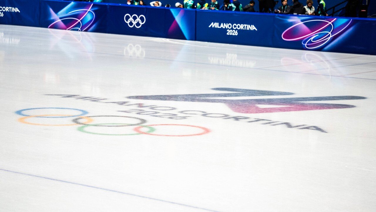 ISU не включил российских фигуристов в список участников Гран-при на новый сезон