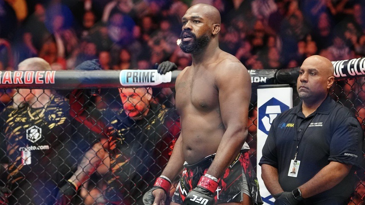 «Нет места безопаснее, чем Россия». Легенда UFC Джон Джонс «Нет места безопаснее, чем Россия». Легенда UFC Джон Джонс
