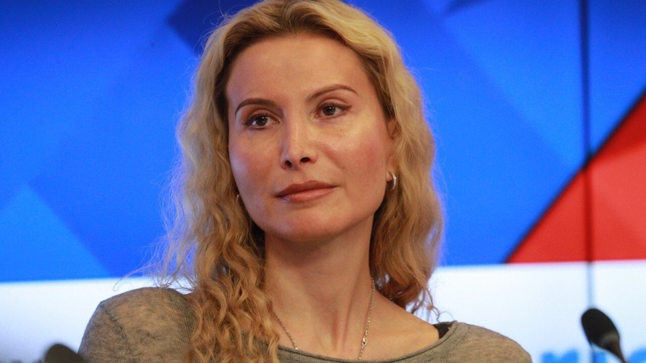 «Мы про спорт». Тутберидзе назвала главное отличие своего шоу от проектов Навки и Плющенко «Мы про спорт». Тутберидзе назвала главное отличие своего шоу от проектов Навки и Плющенко