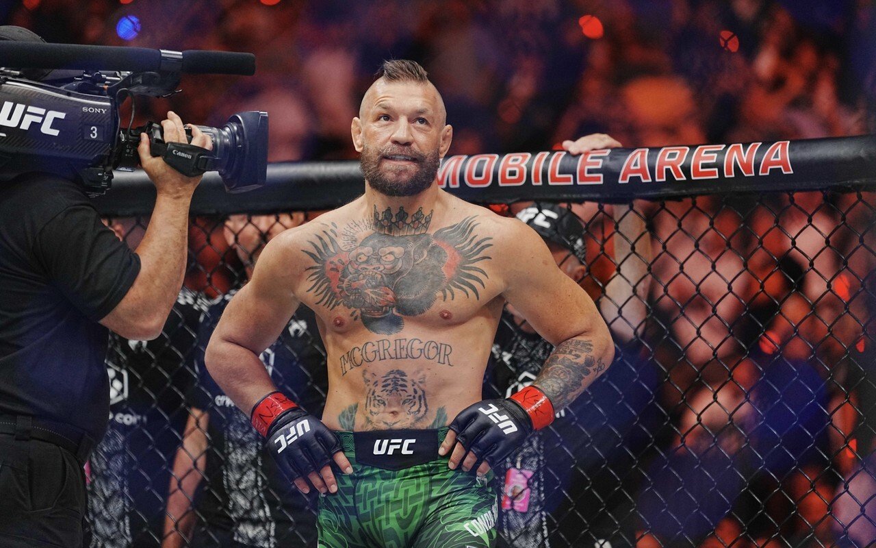 Царукян считает, что Макгрегору пора уйти из UFC Царукян считает, что Макгрегору пора уйти из UFC