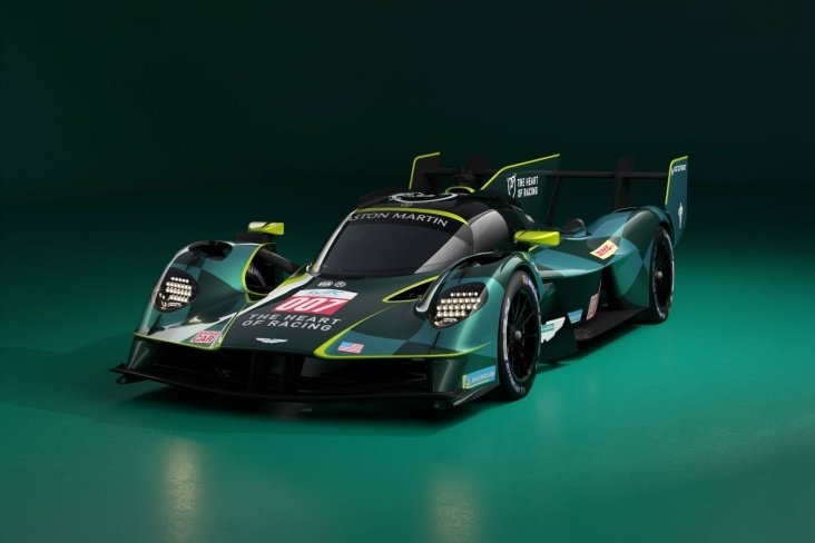 Aston Martin представил гиперкар Valkyrie для гонки &laquo;24 часа Ле-Мана&raquo; и WEC